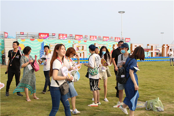 |青岛啤酒节 醉美西海岸 山东16地市自媒体开启金沙滩啤酒城狂欢之旅