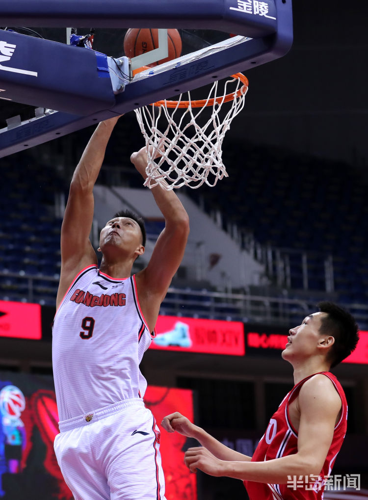 八强|青岛男篮不敌广东止步八强 创队史第二好成绩