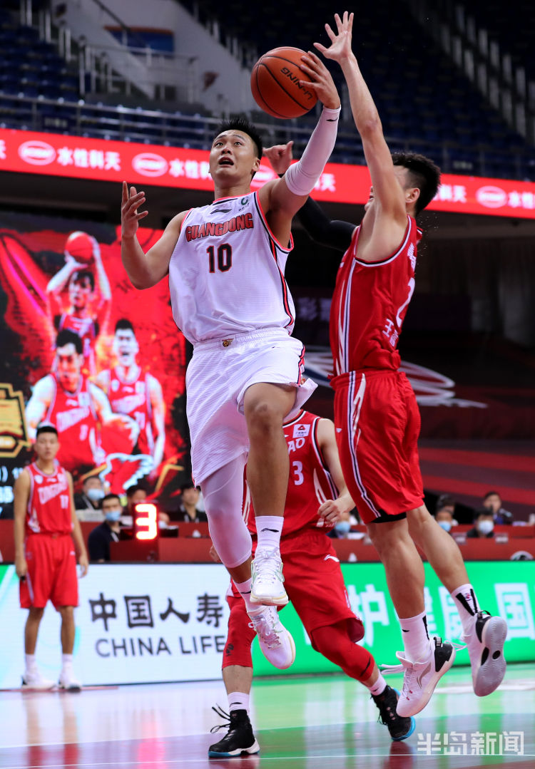 八强|青岛男篮不敌广东止步八强 创队史第二好成绩