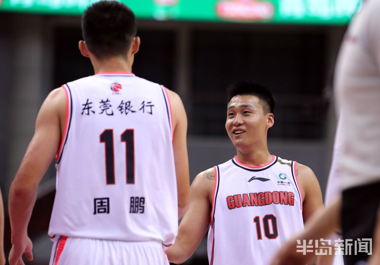 八强|青岛男篮不敌广东止步八强 创队史第二好成绩