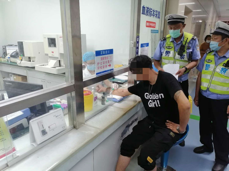 这酒|“我喝得少我开车” 李沧交警查获一够“义气”酒司机