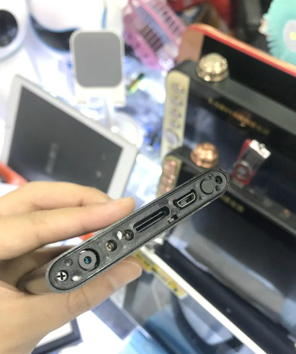 |记者暗访隐形摄像头市场：各类偷拍设备可轻易买 安装App可远程播放