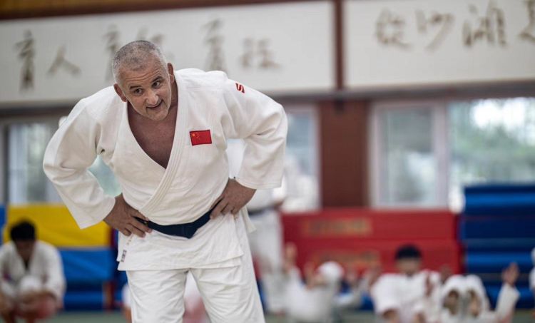 传经送宝|中国国家柔道队外籍教练米隆来青为70余名柔道爱好者传道授业