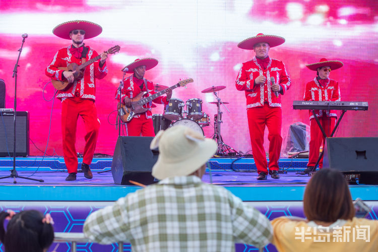 金沙滩|青岛：活力四射！金沙滩啤酒城精彩舞台嗨不停