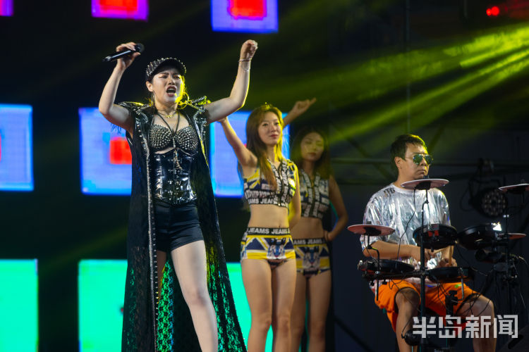 金沙滩|青岛：活力四射！金沙滩啤酒城精彩舞台嗨不停