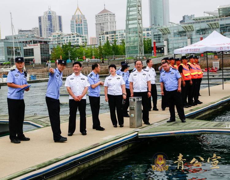 救援队|青岛海岸警察成立水上救援队 还配备“神器”