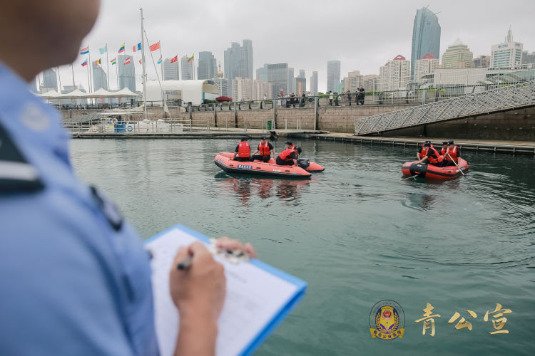 救援队|青岛海岸警察成立水上救援队 还配备“神器”