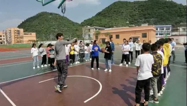 余人次|青岛市北区支教团队为爱而行 帮扶安顺教师1000余人次