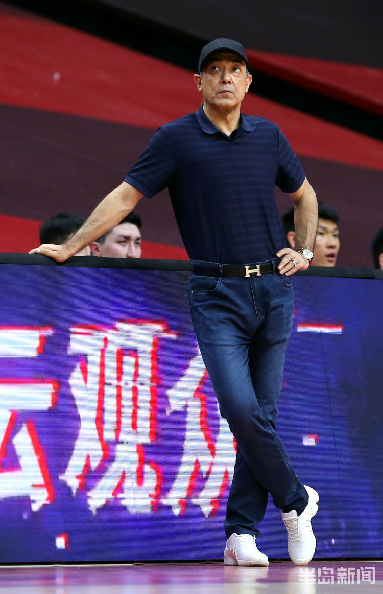 辽宁队|CBA季后赛半决赛辽新大战“一边倒” 辽宁队兵不血刃拿到首场胜利