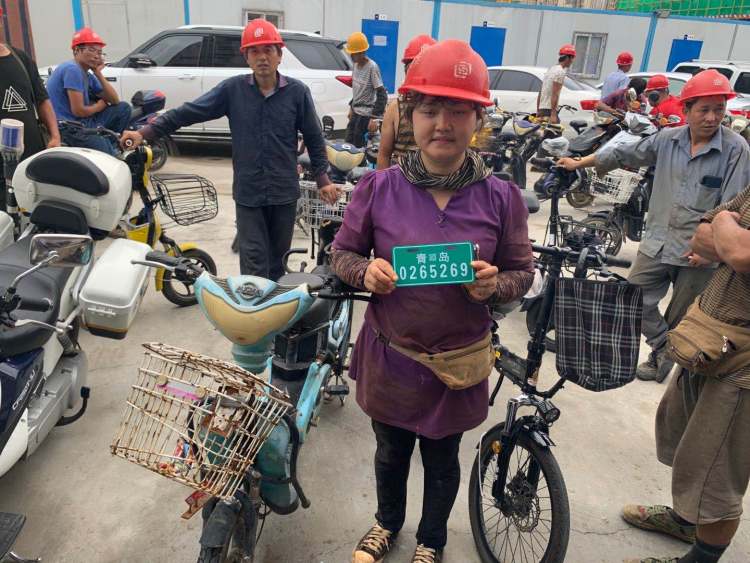 临牌|青岛市电动车临时号牌9月1日起将停止发放 交警争分夺秒进入冲刺