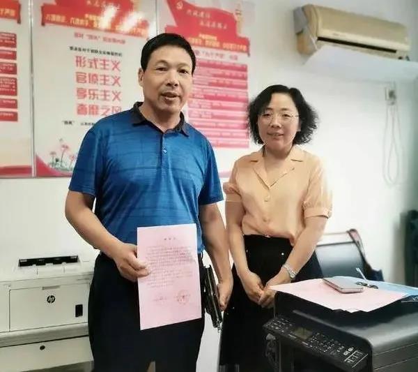 李沧给|李沧区政府获奖励“反哺”给企业 给42家企业发千万元奖励金