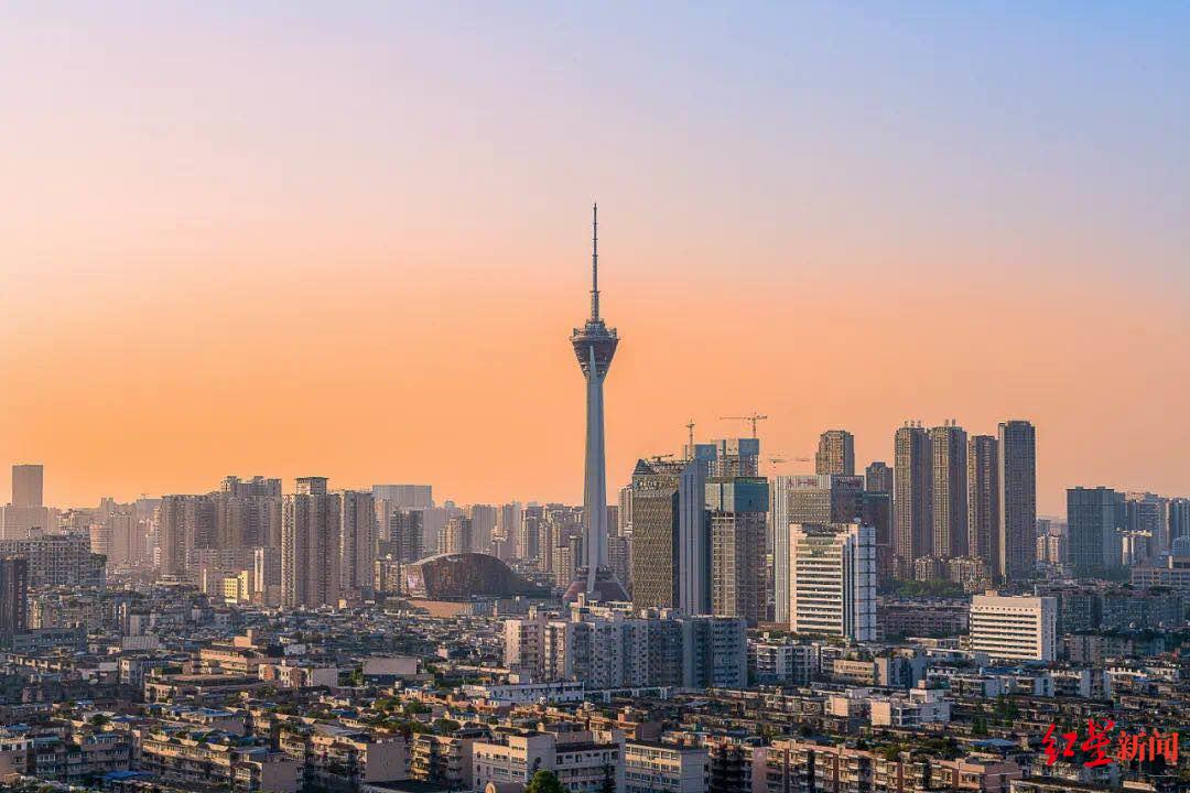 |经济半年报出炉，这颗“双子星”为何分外闪耀