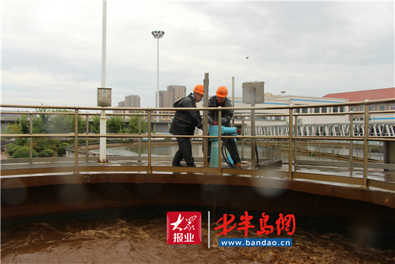 |加油！风雨中的城市洗水人