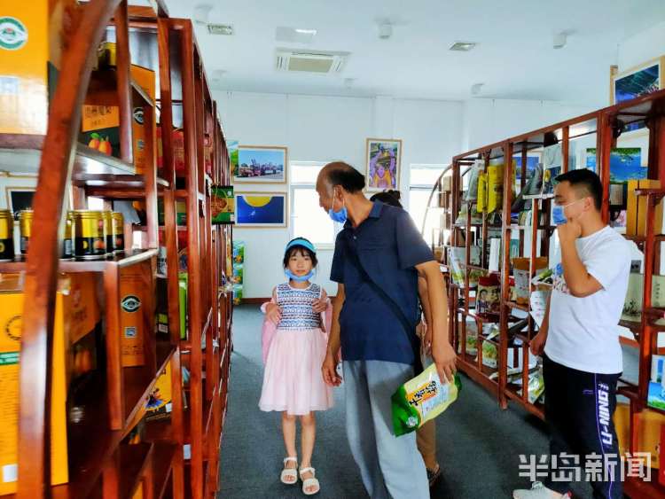 直采|贵州安顺农特产品畅销金沙滩啤酒城，所有产品均产地直采并加工制作