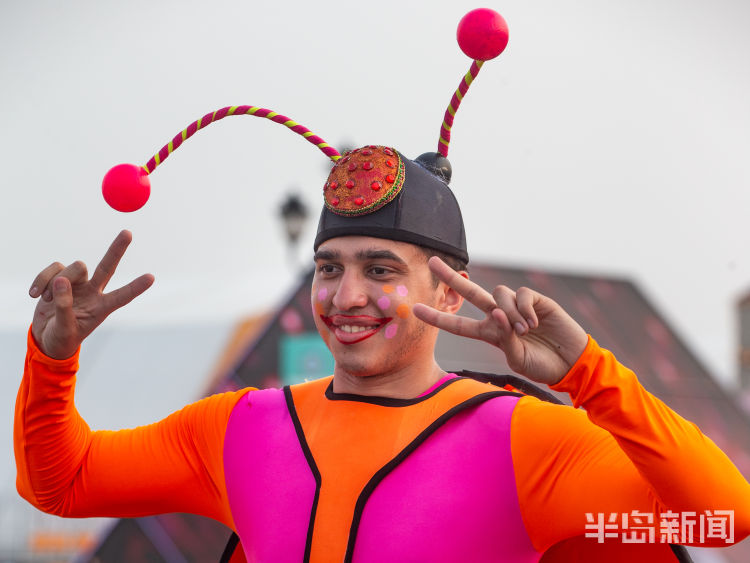 欢颜|金沙滩啤酒城：笑脸构成啤酒节最美风景