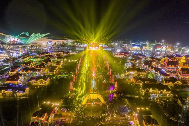 |“云瞰”金沙滩啤酒城 带给您震撼视觉体验!