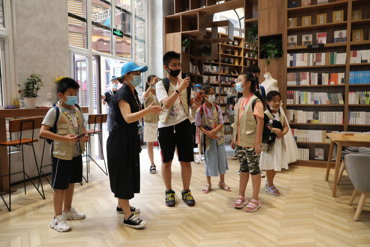 啤酒节|童眼看“醉”美西海岸！半岛学生记者探访青岛国际啤酒节