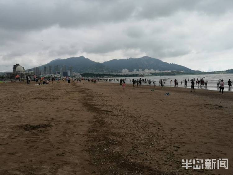 雨停|青岛：雨停之后的周末没有阳光的暴晒 与大海打个招呼