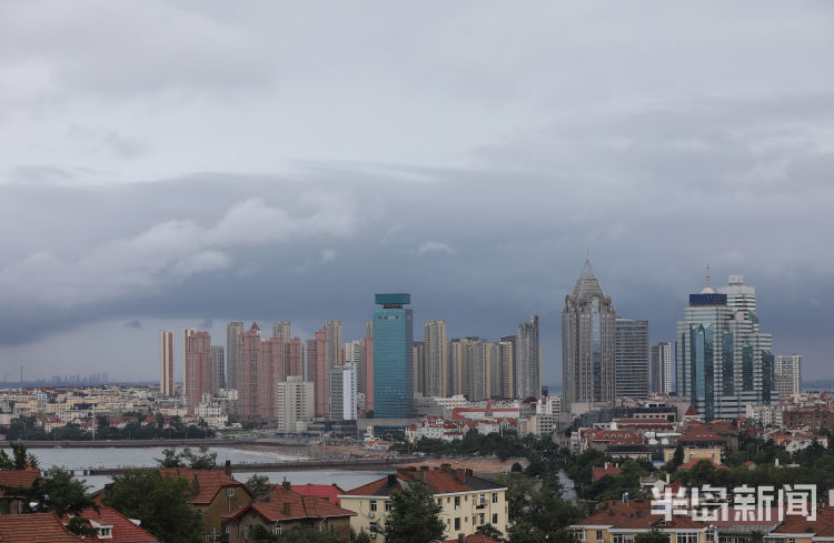 美哉|登高小鱼山：美哉，雨后青岛
