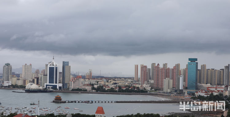 美哉|登高小鱼山：美哉，雨后青岛