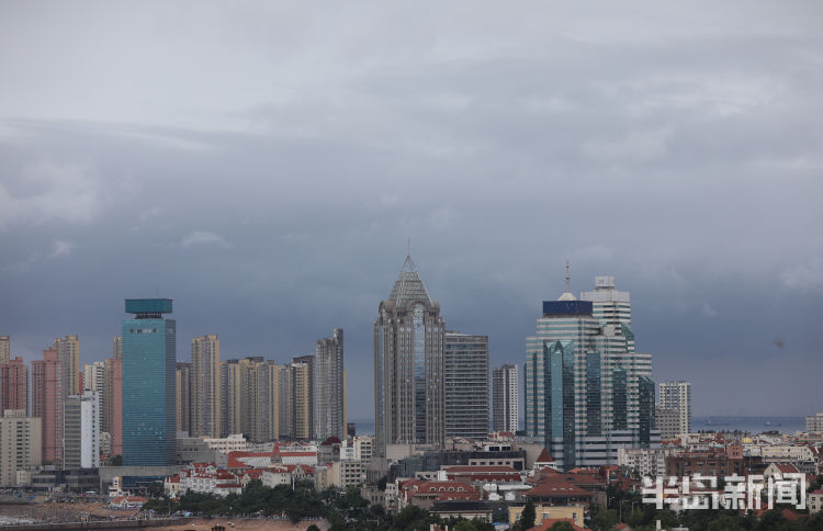 美哉|登高小鱼山：美哉，雨后青岛