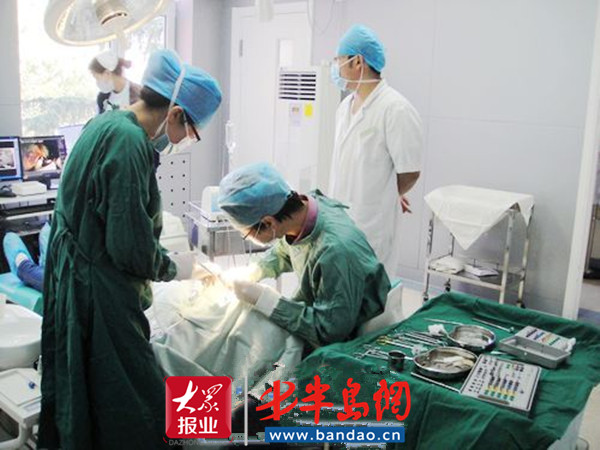 口腔医院|青岛市口腔医院口腔种植科邓悦：“种牙者”的医者坚守