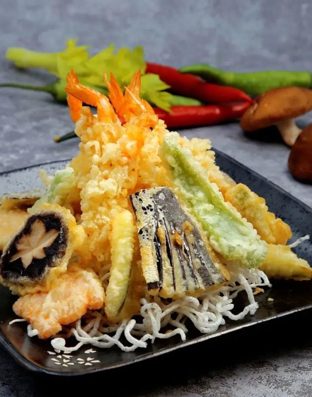 餐饮|?“温暖義家”助力文旅餐饮丨青岛香格里拉大酒店一品堂自助餐厅美食升级，美味到扶墙！