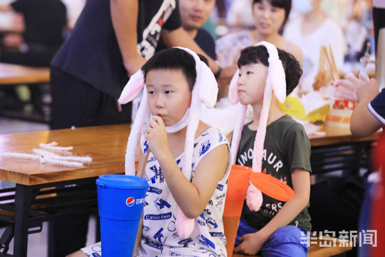 玩转|好吃又好玩 孩童玩转青岛西海岸新区金沙滩啤酒城