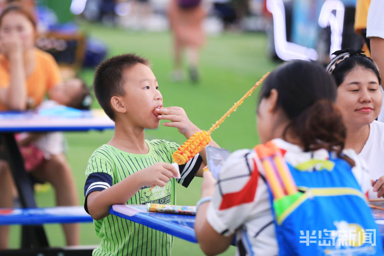 玩转|好吃又好玩 孩童玩转青岛西海岸新区金沙滩啤酒城