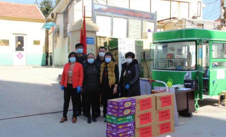 沙子口|崂山五中党支部书记朱春华荣获“青岛市十佳兵妈妈”称号