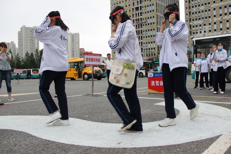 开课|交运文旅交通安全科普教育基地开课 高一学生成今年首批体验者