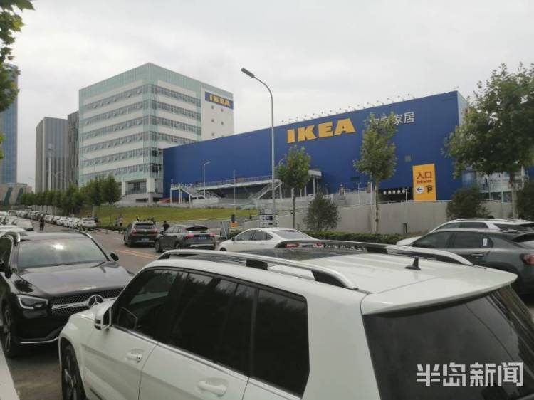 宜家|青岛宜家会员开放日一保安与三名女顾客爆发肢体冲突 公安已介入