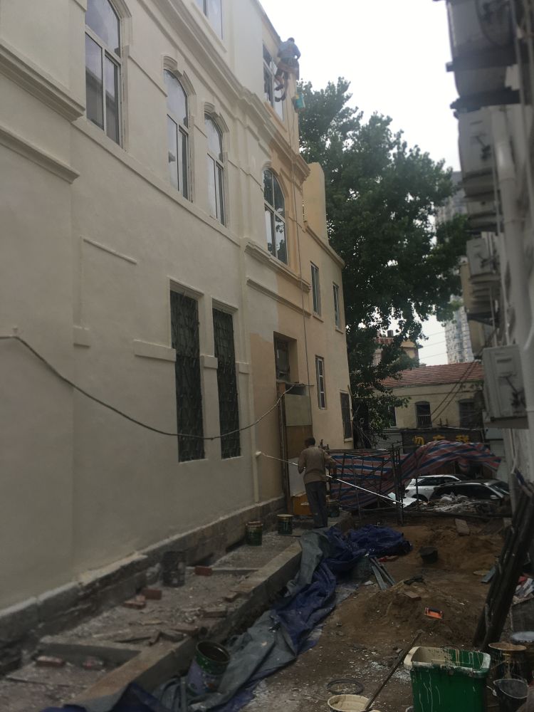 违建|“星期三问城管”：本期推进违建治理 下期将关注噪音扰民问题