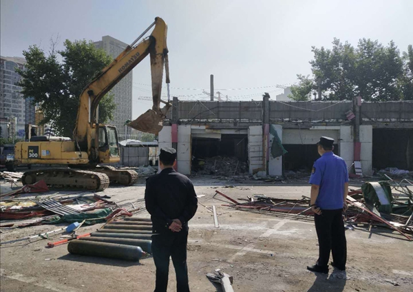 |清理卫生死角7300余个 市北区登州路街道坚决打赢“创城”攻坚战