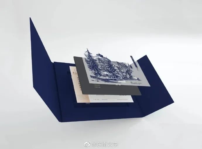 叮咚|高校录取通知书陆续寄出 网友：这也太好看了吧……