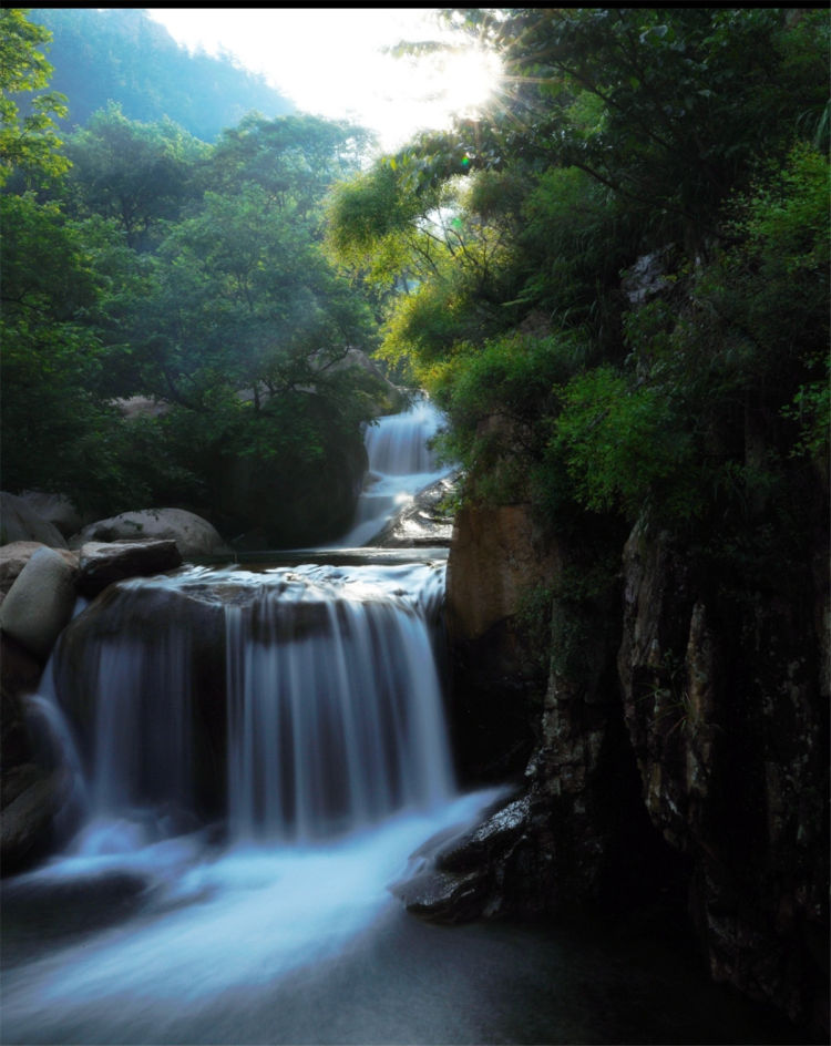 孤帆|晒出美丽青岛：孤帆，骄阳，渔船……青岛的美令人窒息