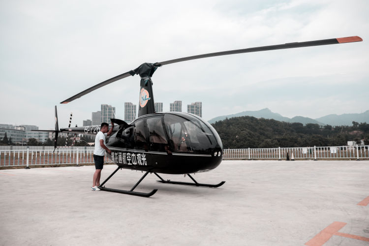 石老人|俯瞰前海 青岛石老人海水浴场东侧直升机入驻