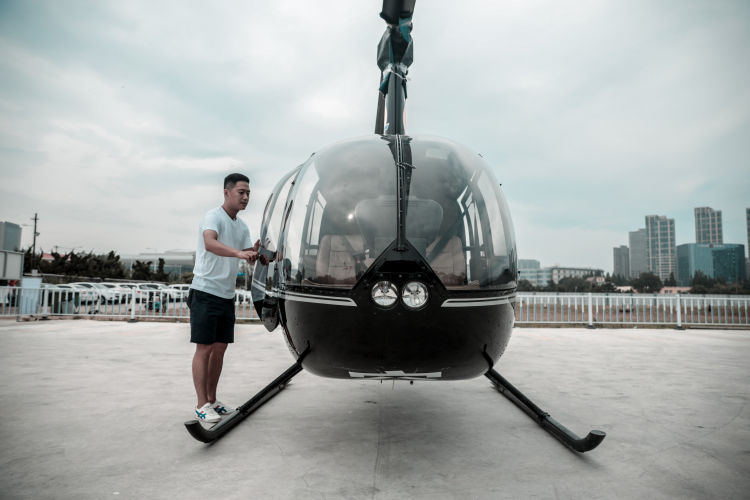 石老人|俯瞰前海 青岛石老人海水浴场东侧直升机入驻