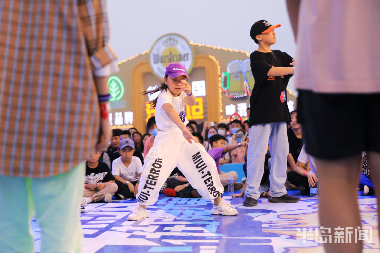 啤酒节|青岛金沙滩啤酒城：精彩啤酒节 舞台大世界