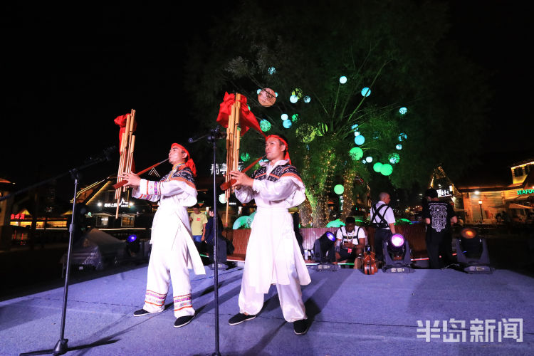 啤酒节|青岛金沙滩啤酒城：精彩啤酒节 舞台大世界