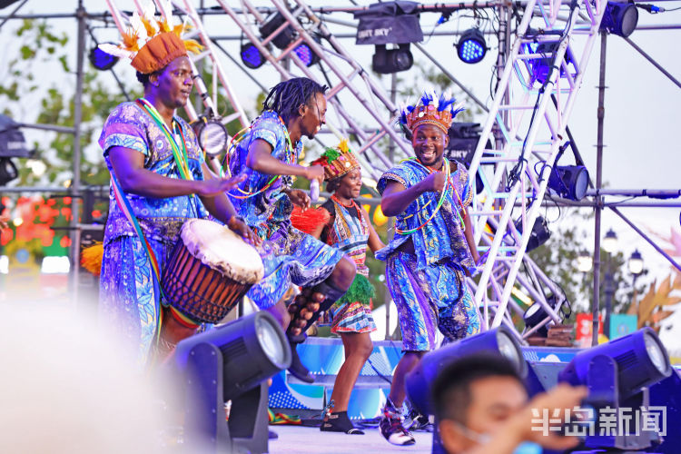 啤酒节|青岛金沙滩啤酒城：精彩啤酒节 舞台大世界