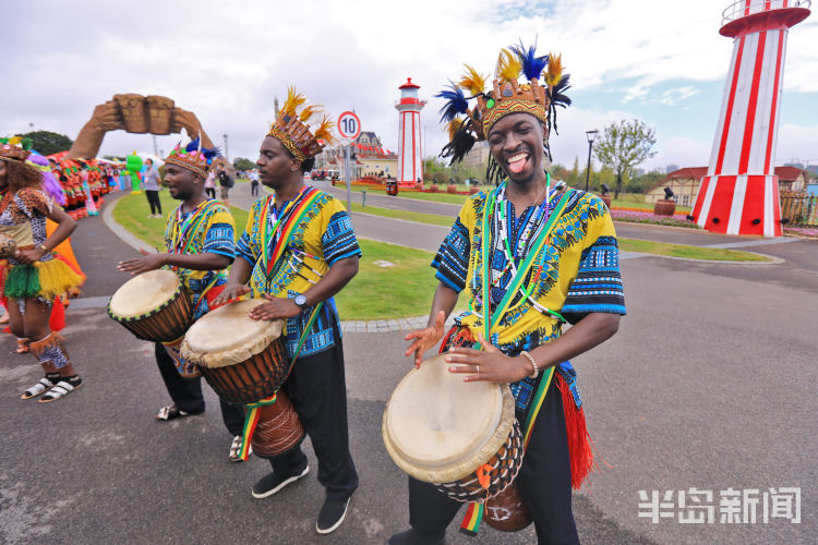 啤酒节|青岛金沙滩啤酒城：精彩啤酒节 舞台大世界