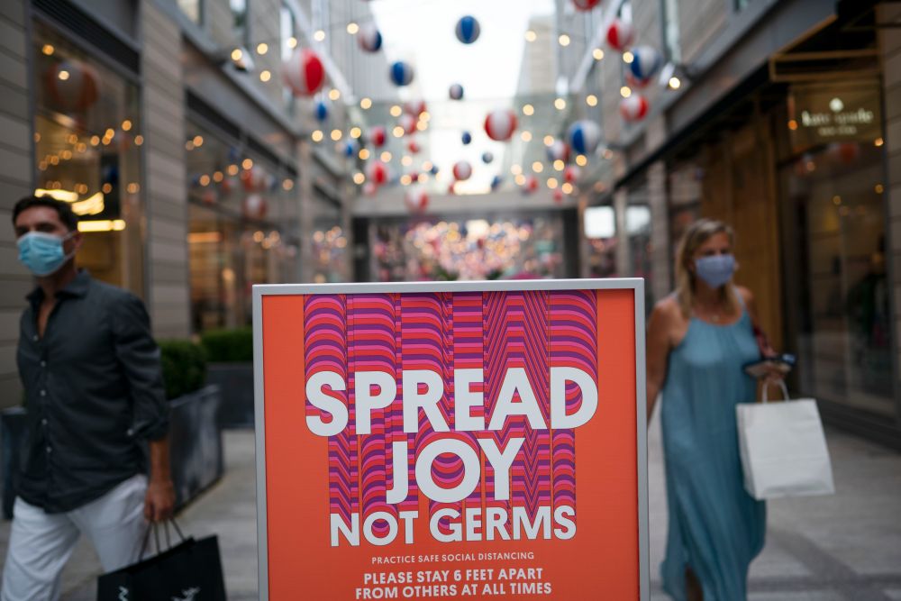 |全球新冠确诊病例超2000万 抗疫之路任重道远