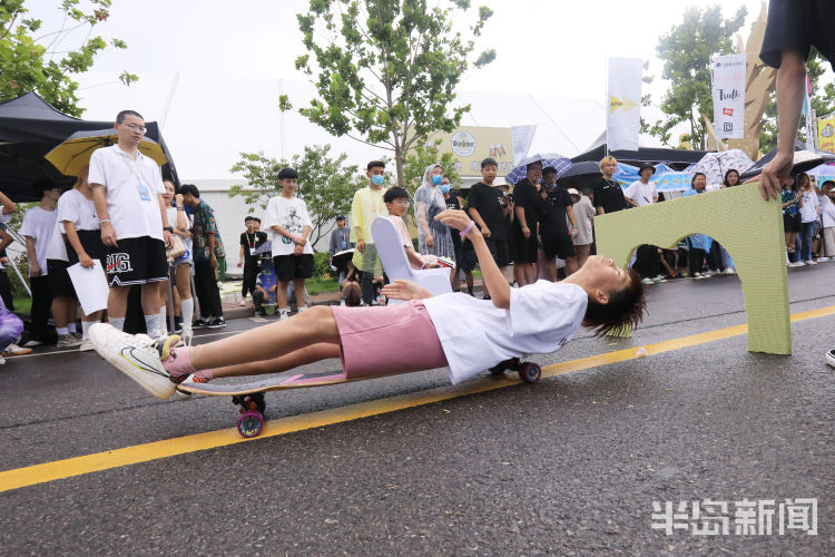 最酷|“浪燥青岛”长板大赛启动 金沙滩啤酒城上演“速度和激情”