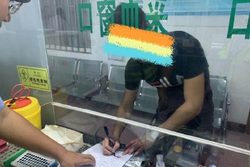 被查|即墨一男子凌晨醉酒上路被查