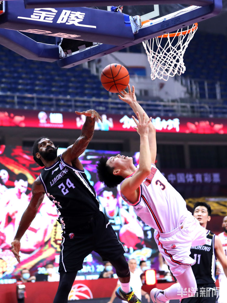 CBA|CBA总决赛第3场“生死战”上演 广东东莞银行队迎战辽宁本钢