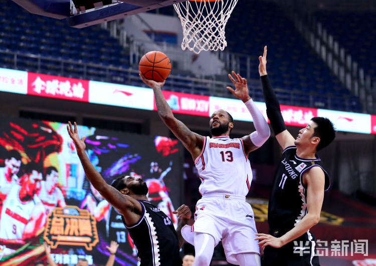CBA|CBA总决赛第3场“生死战”上演 广东东莞银行队迎战辽宁本钢