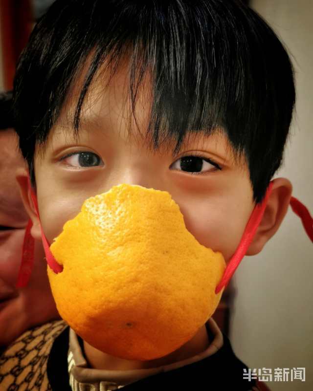 100|100张照片记录100个“抗疫”故事！一场特殊的摄影展在青岛开幕