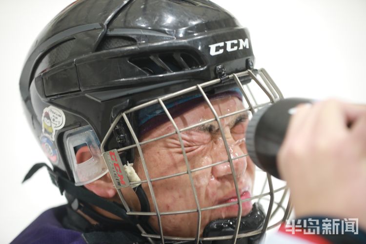 摄影|半岛记者何毅获人民摄影“金镜头”(2019年度)新闻摄影作品金奖