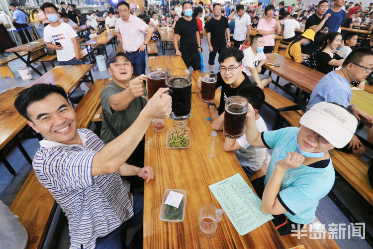 盼来|第30届青岛国际啤酒节进入尾声 美好回忆处处留举杯欢庆盼来年